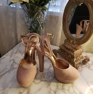 Just Fab platform blush heels